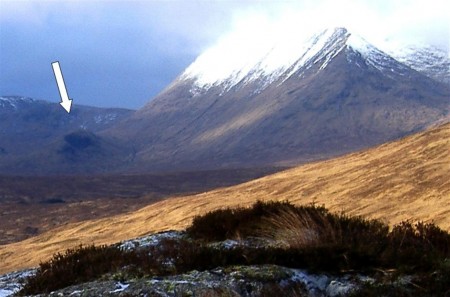 Meall Tionaill  surrounded by its larger neighbours