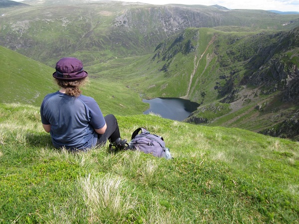 The perfect lunch spot ..above Loch Kander, the Glen Shee Hills
